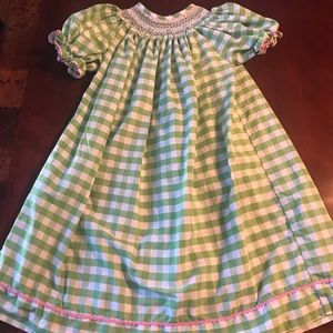 Girls smocked dress, size 4